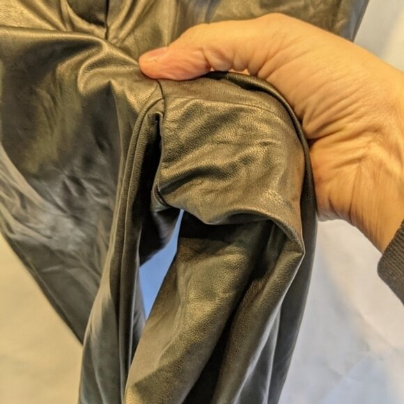 Aritzia Babaton Caspian pants size 0 in EUC - Picture 8 of 11